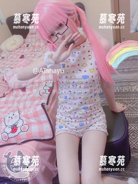 AT鲨的连体衣让我想起了时光倒流的美好，美图图集，慢慢欣赏中…
