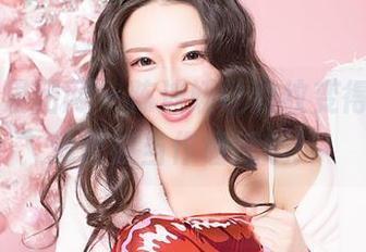 GIRLT果团网 – 陈迪娅让豹纹变得温顺，适合被当作墙纸哦！