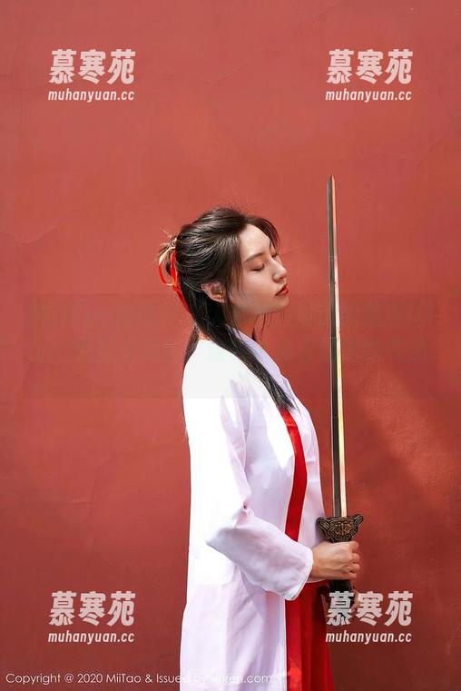 MiiTao蜜桃社-琉璃lily MiiTao蜜桃社 - 大家都在讨论的琉璃lily:无圣光美图,隐约中透着温柔的气息。