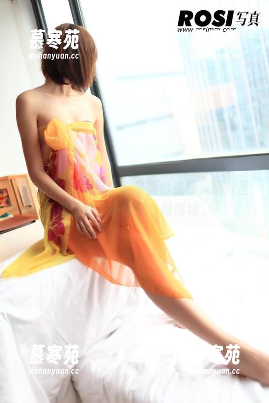 ROSI ROSI的兔女郎,全套福利来袭,图片里藏了好多小惊喜,啧啧啧。