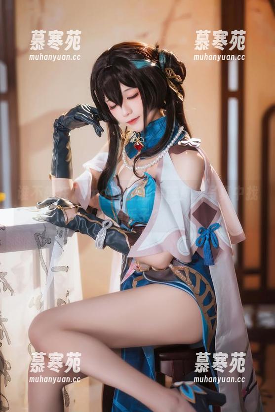 Tomoyo酱 谁不想在Tomoyo酱的碧蓝航线写真中找点乐子?