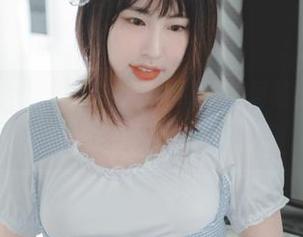 当Uhye(이유혜)的甜心穿越到你的屏幕，原图带你嗨翻了～