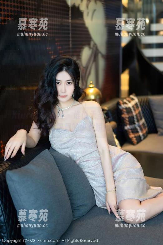 Xiuren秀人网-mini米妮 Xiuren秀人网 - 谁说无圣光不能出彩?mini米妮图包里的少女瞬间打破常规!