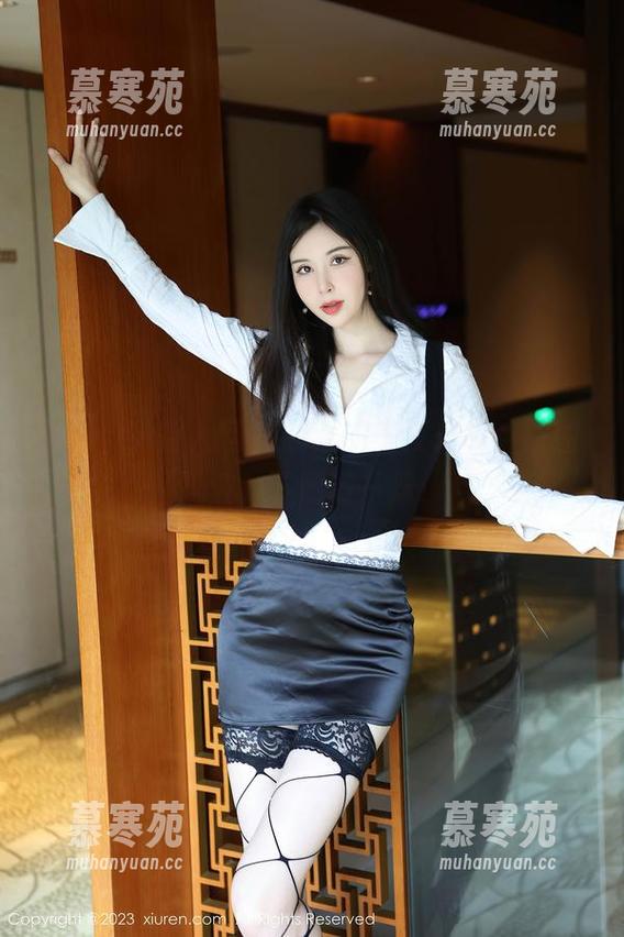 Xiuren秀人网-千夜未来 Xiuren秀人网 - 制服的千夜未来,原图风波,下载请从速!