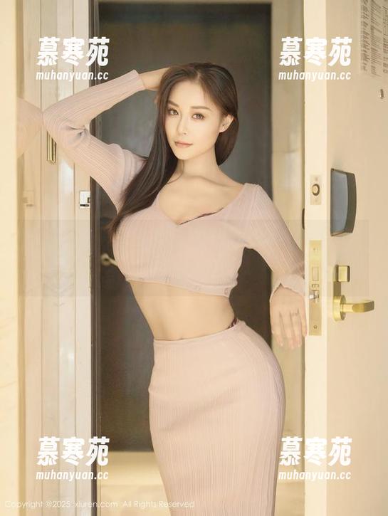 Xiuren秀人网-周于希sandy Xiuren秀人网 - 西双版纳浴室coletage:周于希sandy带你看不一样的自己