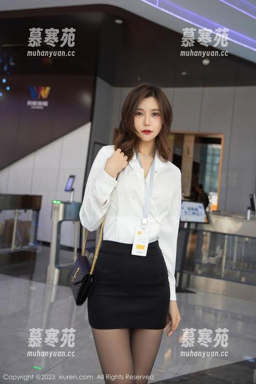 Xiuren秀人网-大美媚京 Xiuren秀人网 - 下载大美媚京的棉袜写真集,今天你的脚或许会有惊喜!