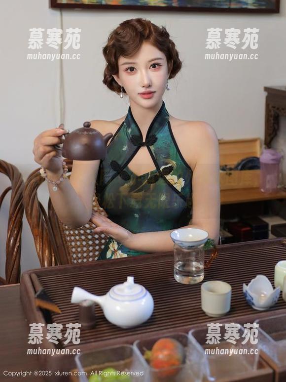 Xiuren秀人网 - 小逗逗的死库水图库，轻松下载无限乐趣