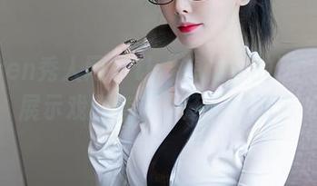 Xiuren秀人网 – 让“想做你的猫”给你展示戏剧套装，还有那资源