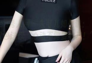 Xiuren秀人网 – 朱可儿如是说：‘制服图包送你，心动不需要收费！’