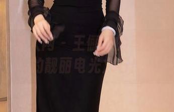 Xiuren秀人网 – 王俪丁的写真：厨房里的靓丽电光火石！