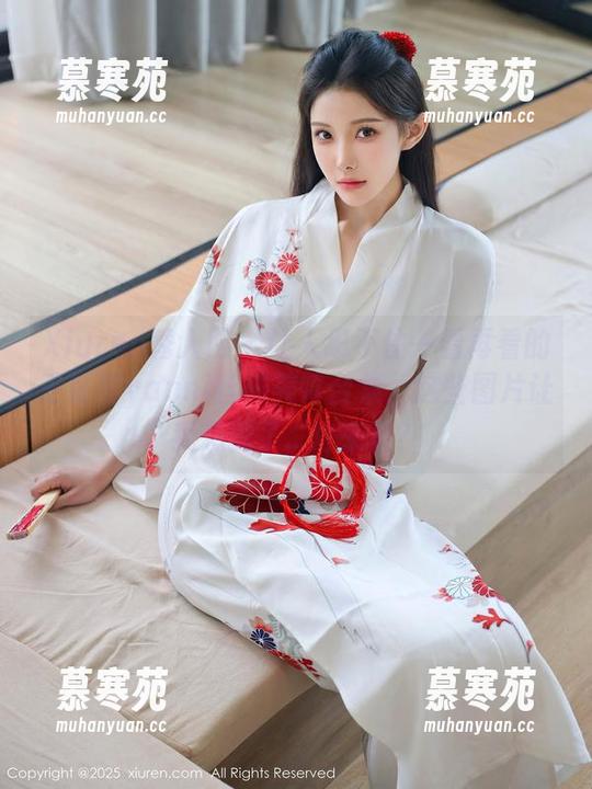Xiuren秀人网-王馨瑶yanni Xiuren秀人网 - 让人忍不住一看再看的王馨瑶yanni丝袜美臀合集,这些图片让我想到了...啥来着?