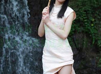 Xiuren秀人网 – 本以为是个大厨，结果芭比KIKI在线让菜都出镜了！