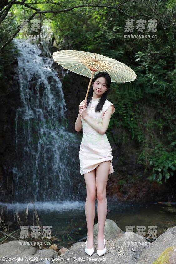 Xiuren秀人网-芭比KIKI Xiuren秀人网 - 本以为是个大厨,结果芭比KIKI在线让菜都出镜了!