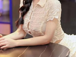YouMi尤蜜荟 – 易阳Silvia：温柔合集，下载后请果断hold住自己的内心啊