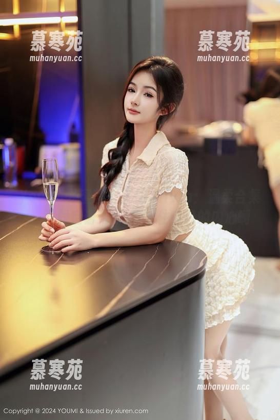YouMi尤蜜荟 - 易阳Silvia：温柔合集，下载后请果断hold住自己的内心啊