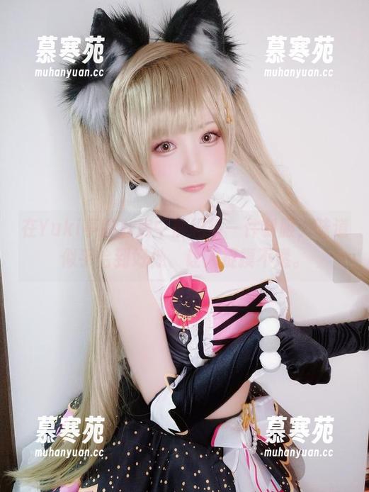 Yuki亭 在Yuki亭的私房中解码每一件制服,味道似乎恰到好处、让人捉摸不透。