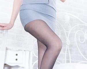beautyleg – Lucy的黑丝图包，懒洋洋的无圣光挑衅感官