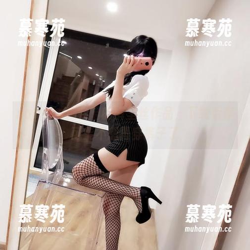 nagesa魔物喵 nagesa魔物喵的裤里丝作品,下载后你可能不想再穿裤子了