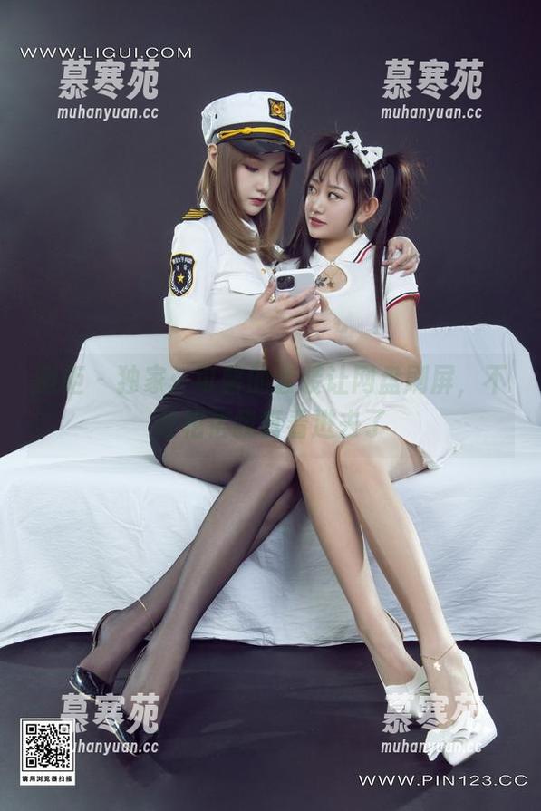 丽柜-可馨 丽柜 - 独家:可馨的套装让网盘刷屏,不敢相信我真看进去了