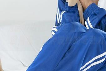 丽柜 – 为啥安安的和服全套如此引人注目，图片里总有种微妙的吸引力