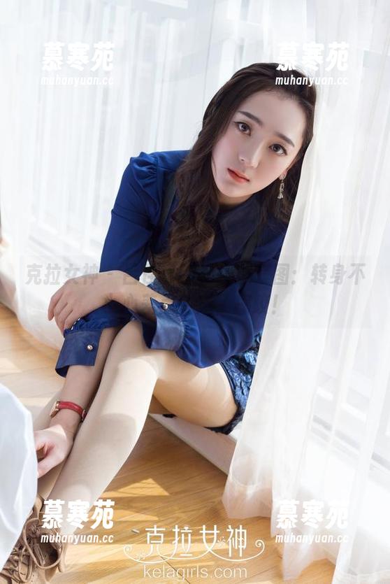 克拉女神-吕佳 克拉女神 - 吕佳最新体操服套图:转身不小心差点变成了摔跤!