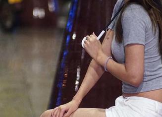 初夏女神 – 双双送上在线特供，高清元气少女带你在线“飞”起来！