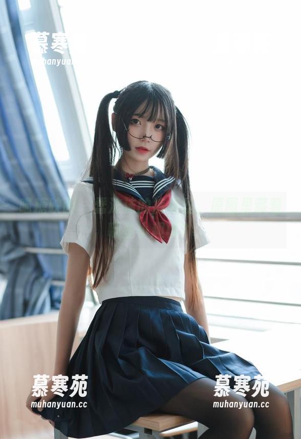 喵糖映画-蠢沫沫 喵糖映画 - 蠢沫沫的裤里丝,原图里藏着哪些小趣事?