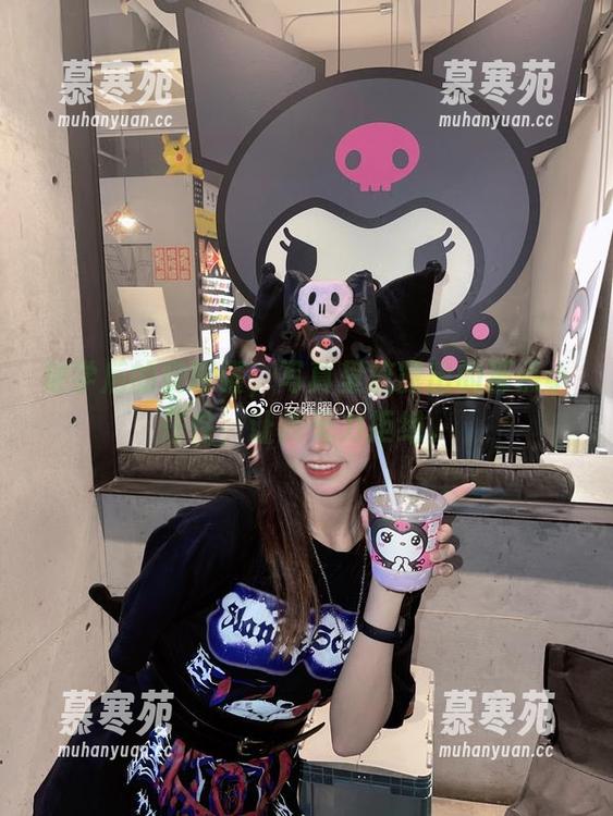 放学后的安曜曜，写真里流露出的那点小任性，让我无力拒绝。