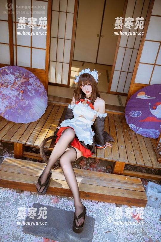 宫本桜 御姐模式启动!宫本桜的写真集,原图说不定还藏着小猫咪