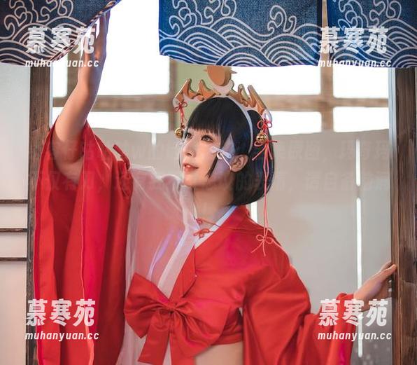 小容仔咕咕咕w的链锯之旅：全集原图，玛奇玛不仅有刀，还有我不可思议的表情，请自备脑洞！