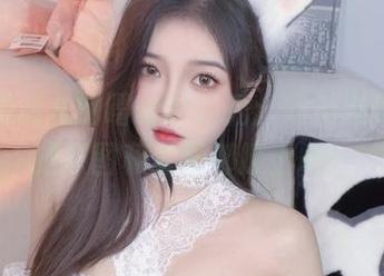 小小奶瓶儿的嘻哈制服秀：双马尾师生，把原图和套图都撩上吧！
