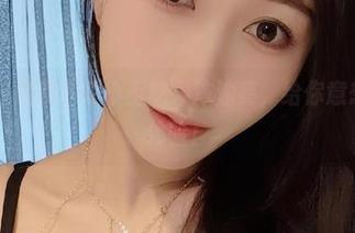微密圈 – 免费下载小玉吃果冻油亮，给你意想不到的体验！
