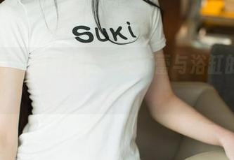 尤果网 – 图库揭秘：安沛蕾与浴缸的亲密接触
