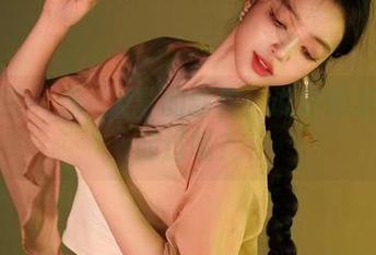 微密圈 – 徐珺大哥的新作：说好的圣诞一起过呢？
