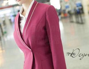 推女神 – 比基尼与尤Una娜：一场分享身体线条的轻松对话