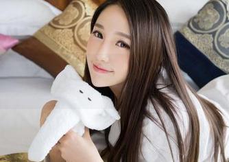 推女神 – 婚纱私拍见闻，程彤颜的作品总有种让人想回头再看一眼的魔力！