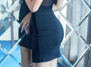 推女郎 – 何奕恋私房合集，一点秘密满满撩拨