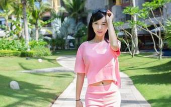 推女郎 – 在这里找到免费的模特林夕镂空套图，是个勇敢者的游戏！