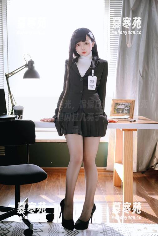 日奈娇 平常不喜欢无圣光,偏偏日奈娇的制服死库水让我脑海里闪过几亮子,图包值得一看。