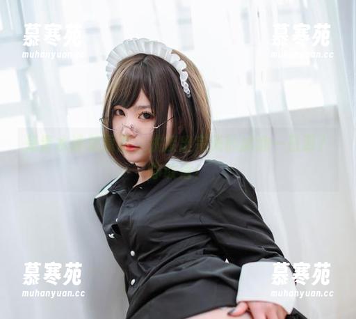 是青水 是青水泳装原图,拼接出完美的泳池一日游?你敢信!