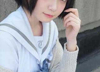 森萝财团：学妹教室里的黑丝诱惑，全高清直击！