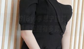 模范学院 – SiByl李思宁的美腿套图，快来看看这腿有多奔放！