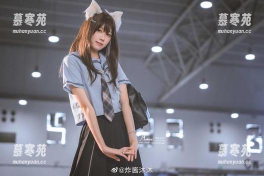 炸酱沐沐 浪费钱?不!炸酱沐沐灰丝图包通通免费,快来为自己的钱包充值快乐!