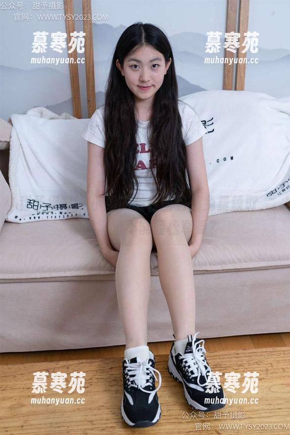 甜予摄影 - 小粥的板鞋图包，免费领取，谁说潮流不能轻松享受？