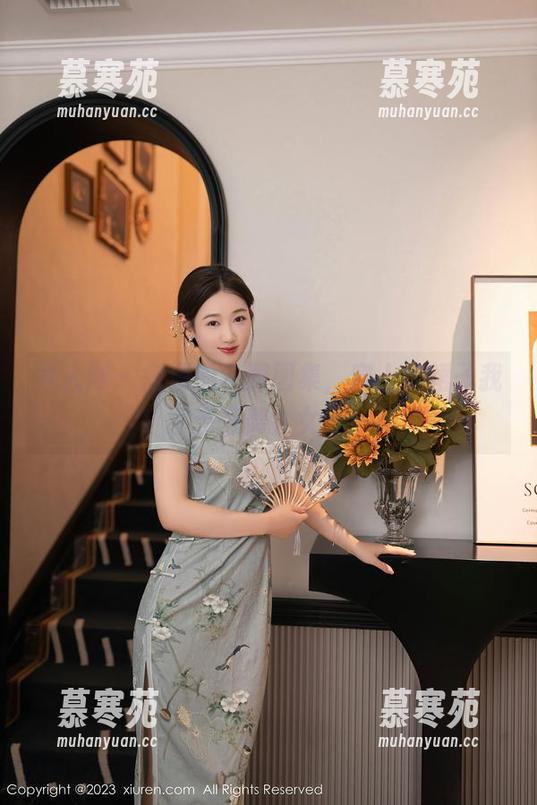秀人网-俞漫 秀人网 - 俞漫的礼服图集,穿上这裙子我也想当舞会女王!