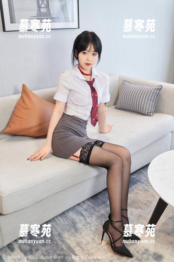 秀人网-古月小同学 秀人网 - 图包更新:古月小同学手把手教你白得出奇
