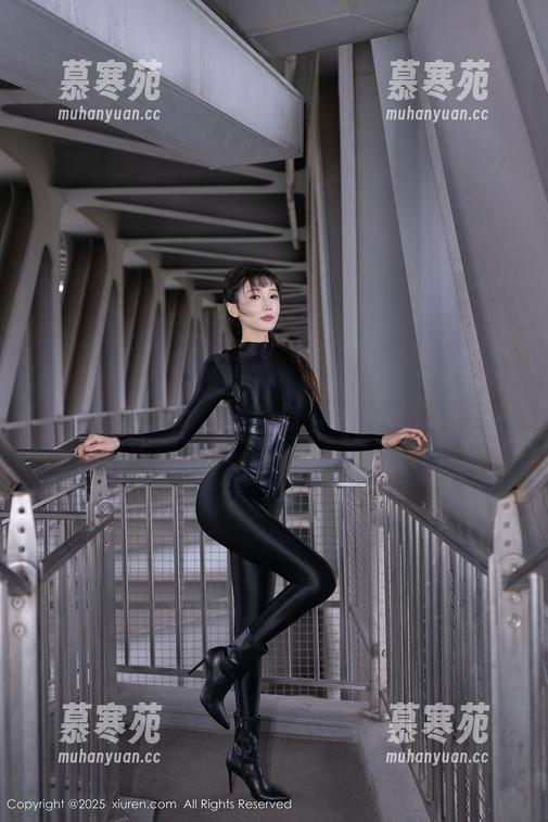 秀人网 - 妙可可Cheese的美图集——少女梦游时光，这是要上天的节奏嘛？