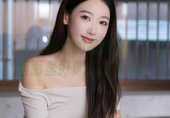 秀人网 – 是小逗逗的高跟鞋！它们在高清画面里好像在低语呢？