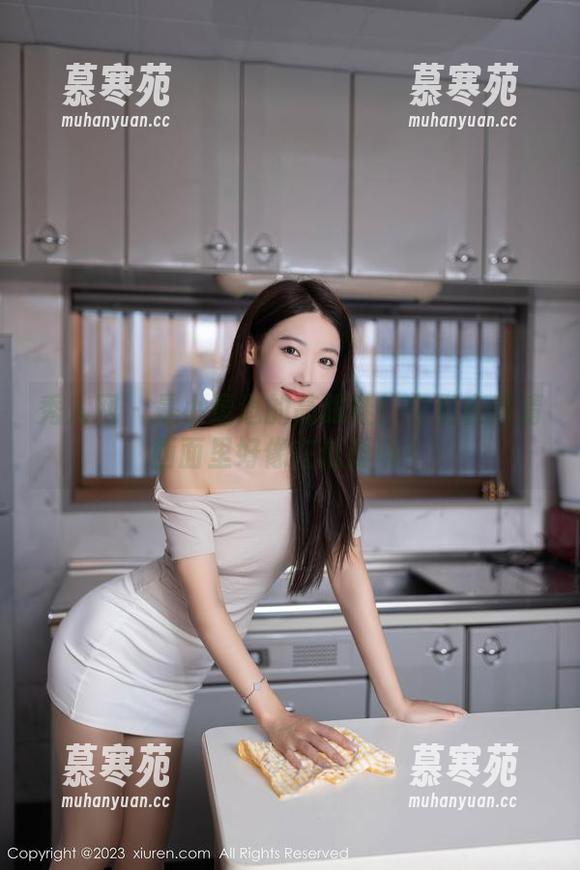 秀人网-是小逗逗 秀人网 - 是小逗逗的高跟鞋!它们在高清画面里好像在低语呢?