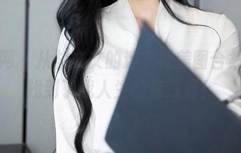 秀人网 – 从林文文的连衣裙美图合集里，找到了我人生的第二春！